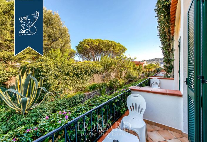 Image No.30-33 Bed Hotel for sale