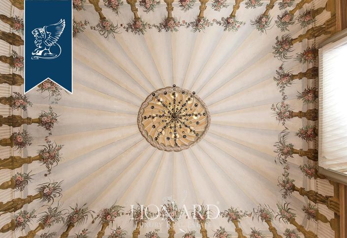 Image No.34-9 Bed Hotel for sale