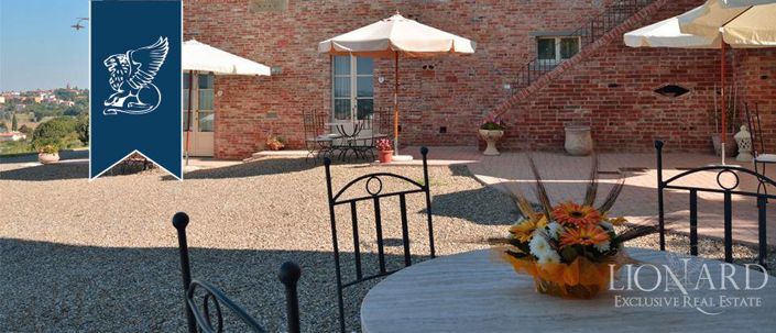 Image No.22-9 Bed Villa for sale