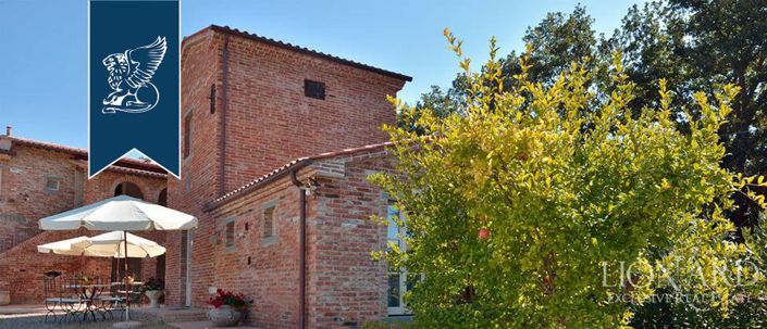 Image No.8-9 Bed Villa for sale