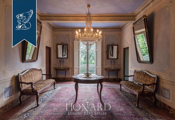 Image No.44-12 Bed Villa for sale