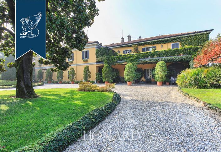 Image No.16-27 Bed Villa for sale