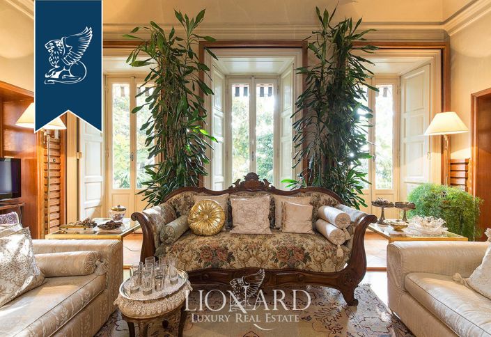 Image No.26-27 Bed Villa for sale