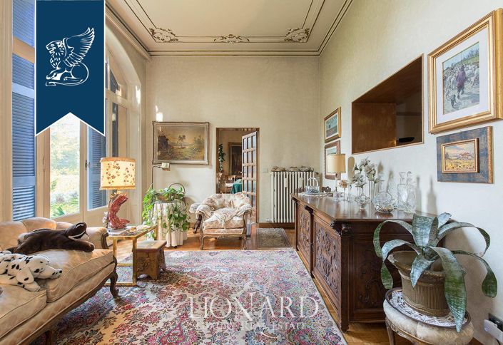 Image No.28-27 Bed Villa for sale