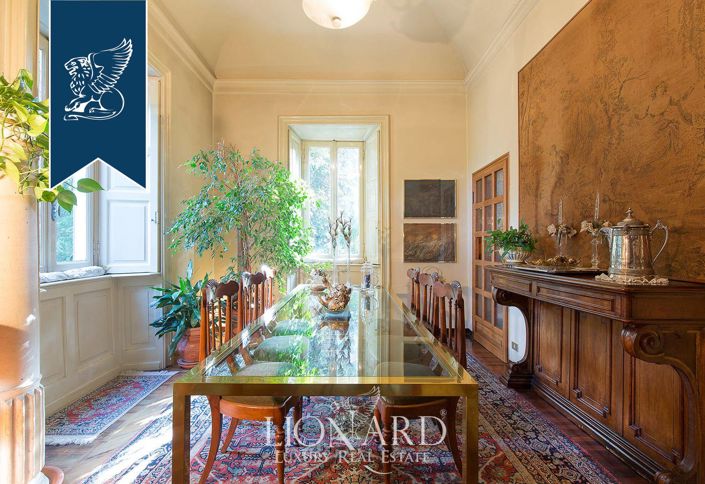 Image No.30-27 Bed Villa for sale