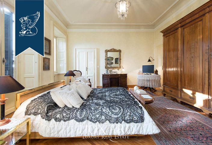 Image No.39-27 Bed Villa for sale