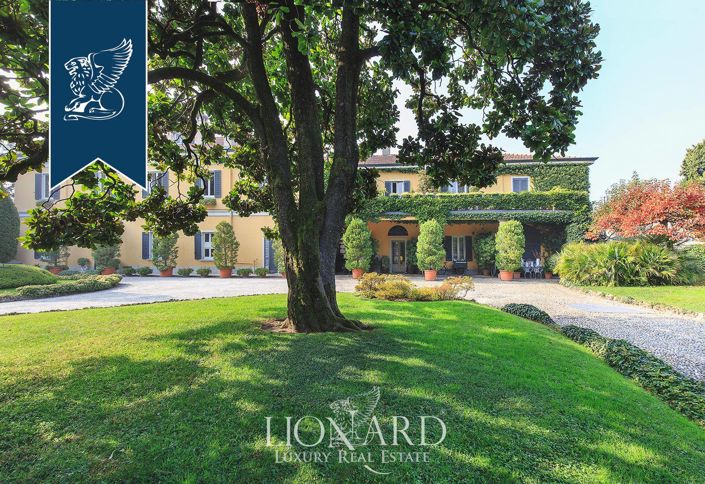 Image No.8-27 Bed Villa for sale