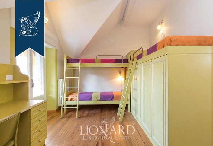 Image No.37-10 Bed Villa for sale