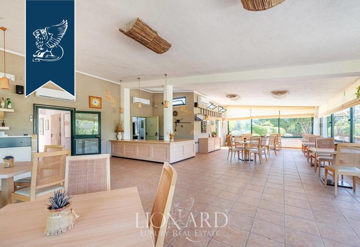 Image No.13-14 Bed Farmhouse for sale