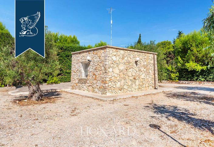 Image No.20-14 Bed Farmhouse for sale