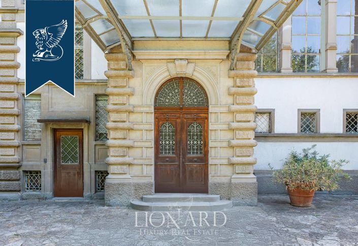 Image No.6-10 Bed Villa for sale