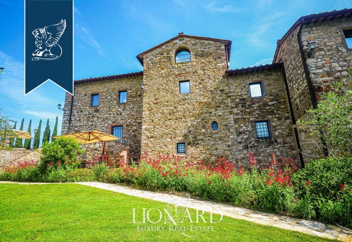 Image No.2-18 Bed Country House for sale