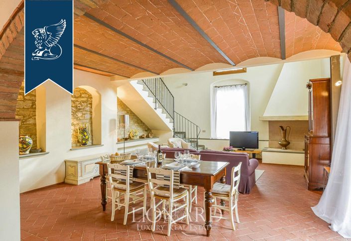 Image No.21-18 Bed Country House for sale