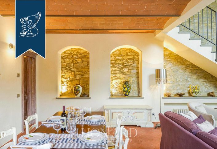 Image No.22-18 Bed Country House for sale