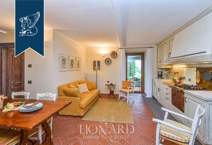 Image No.26-18 Bed Country House for sale