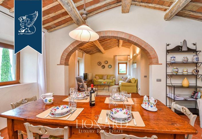 Image No.29-18 Bed Country House for sale