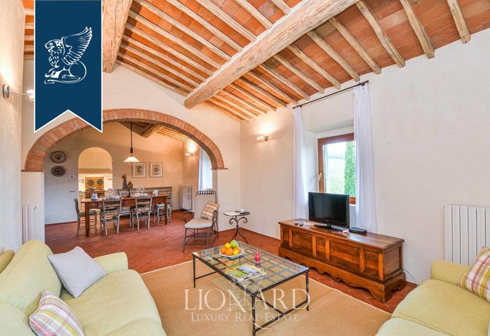 Image No.32-18 Bed Country House for sale