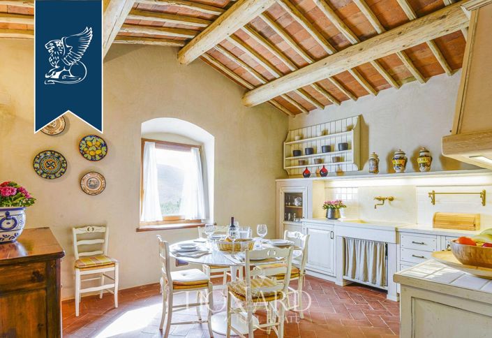 Image No.35-18 Bed Country House for sale