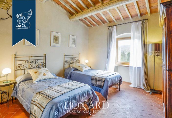 Image No.40-18 Bed Country House for sale