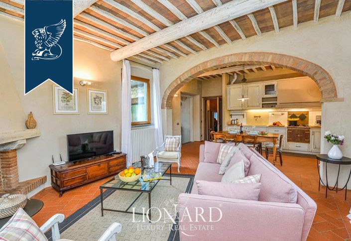 Image No.42-18 Bed Country House for sale