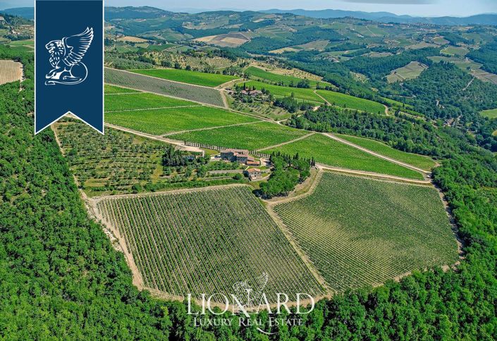 Image No.53-18 Bed Country House for sale