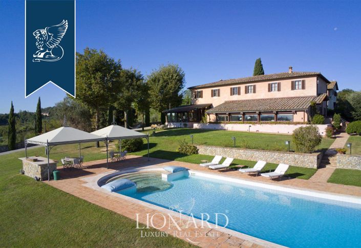 Image No.18-7 Bed Villa for sale