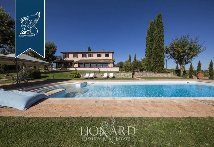 Image No.25-7 Bed Villa for sale