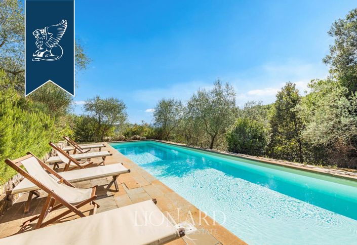 Image No.8-6 Bed Villa for sale