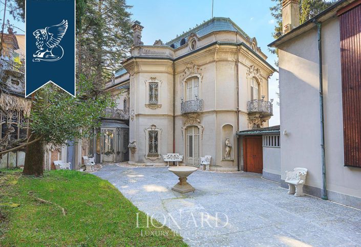 Image No.8-10 Bed Villa for sale