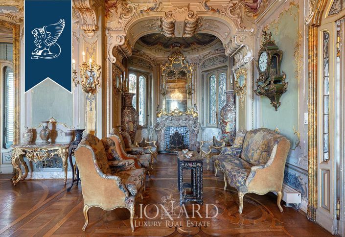 Image No.13-10 Bed Villa for sale