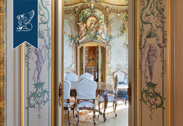 Image No.14-10 Bed Villa for sale