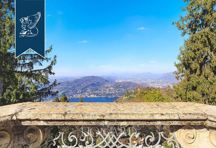 Image No.20-10 Bed Villa for sale