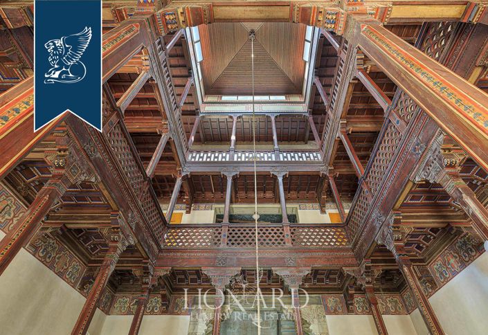 Image No.32-52 Bed Villa for sale