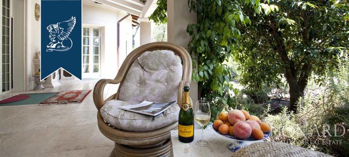 Image No.19-4 Bed Villa for sale