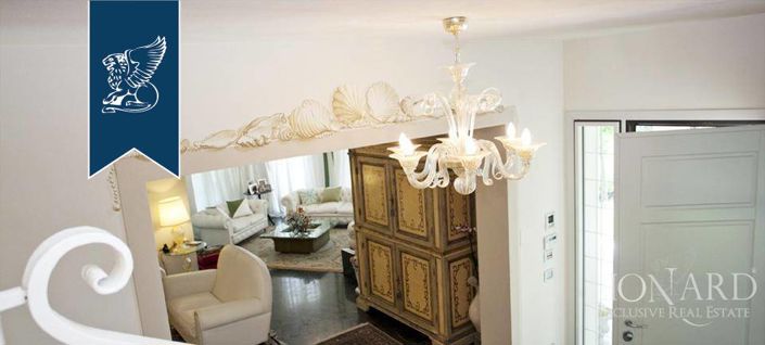 Image No.36-4 Bed Villa for sale