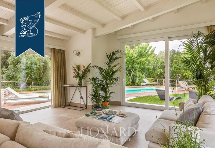 Image No.16-5 Bed Villa for sale