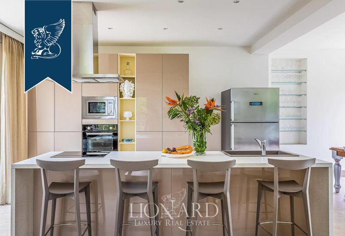 Image No.22-5 Bed Villa for sale