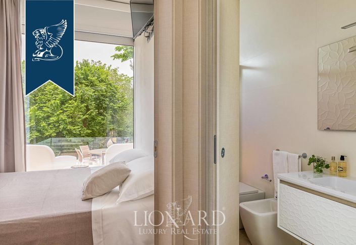 Image No.32-5 Bed Villa for sale