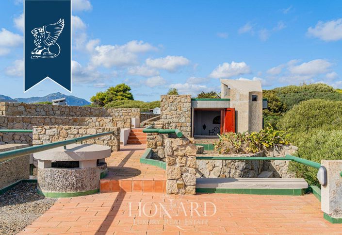 Image No.15-10 Bed Villa for sale