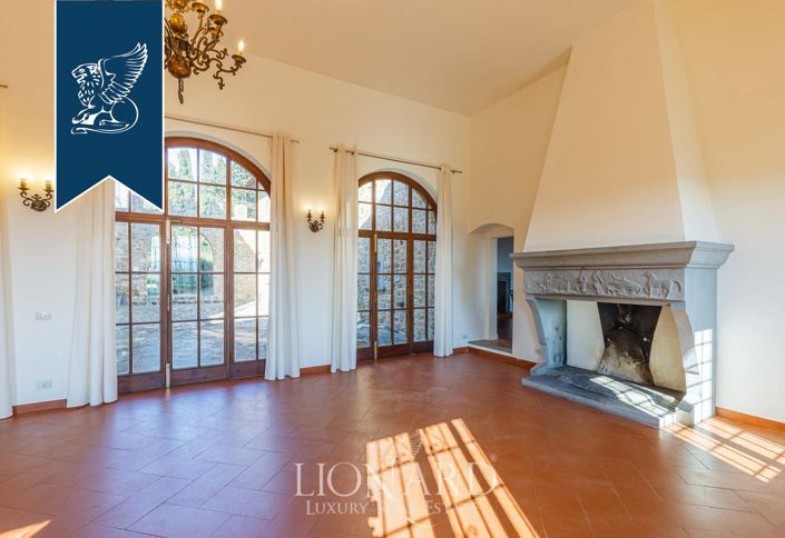 Image No.14-9 Bed Villa for sale