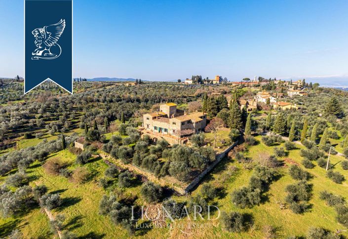 Image No.3-9 Bed Villa for sale