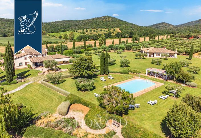 Image No.2-15 Bed Farmhouse for sale