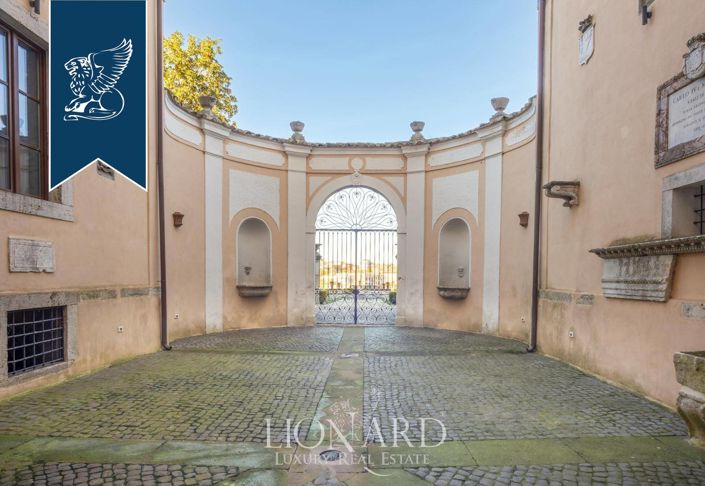 Image No.19-30 Bed Property for sale