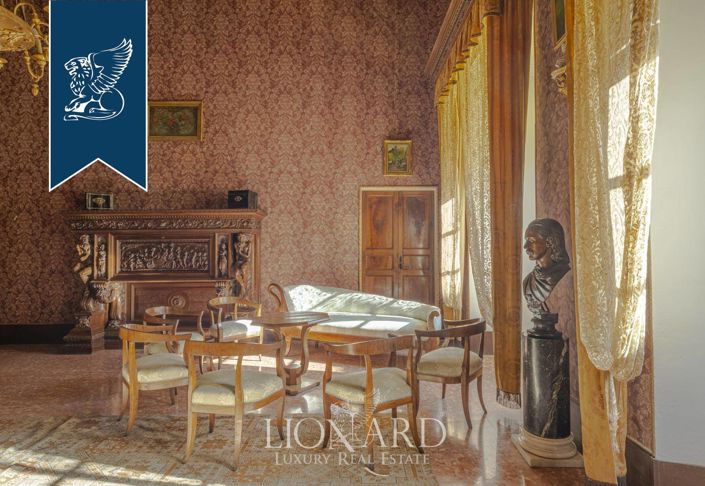 Image No.7-30 Bed Property for sale