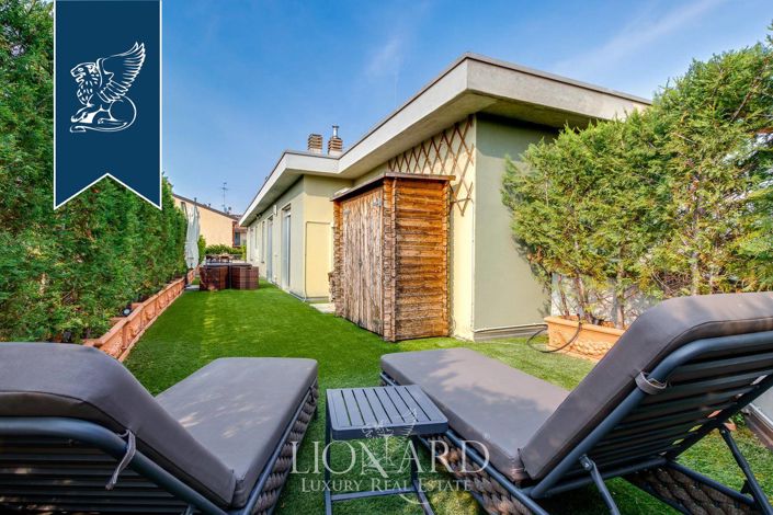 Image No.20-3 Bed Apartment for sale