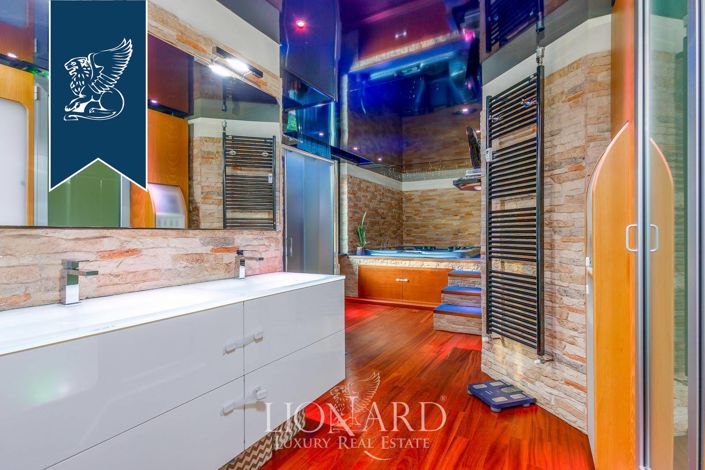 Image No.7-3 Bed Apartment for sale