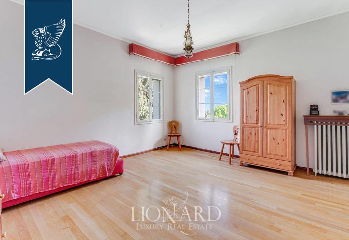 Image No.35-5 Bed Villa for sale