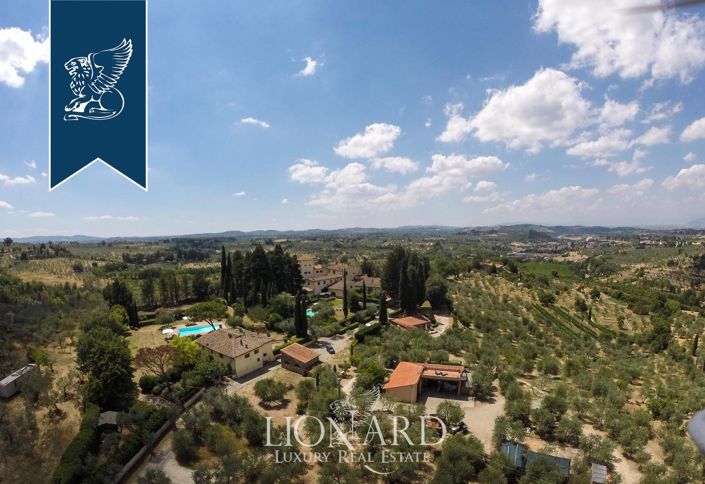 Image No.42-5 Bed Villa for sale