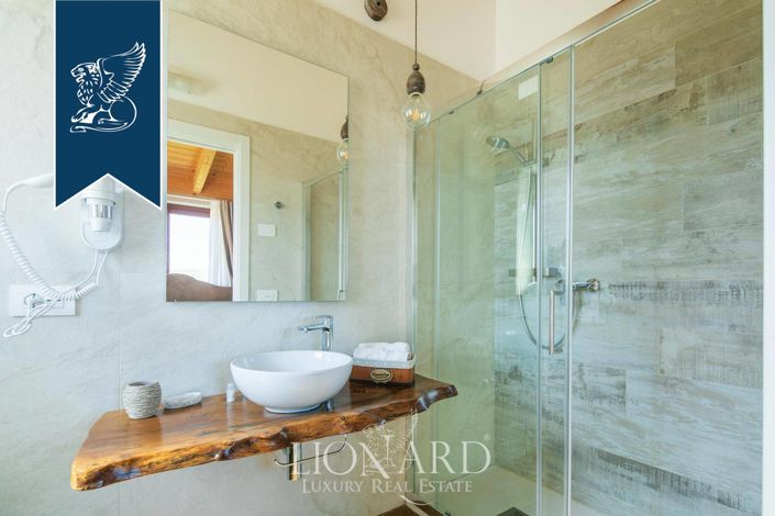 Image No.14-9 Bed Farmhouse for sale