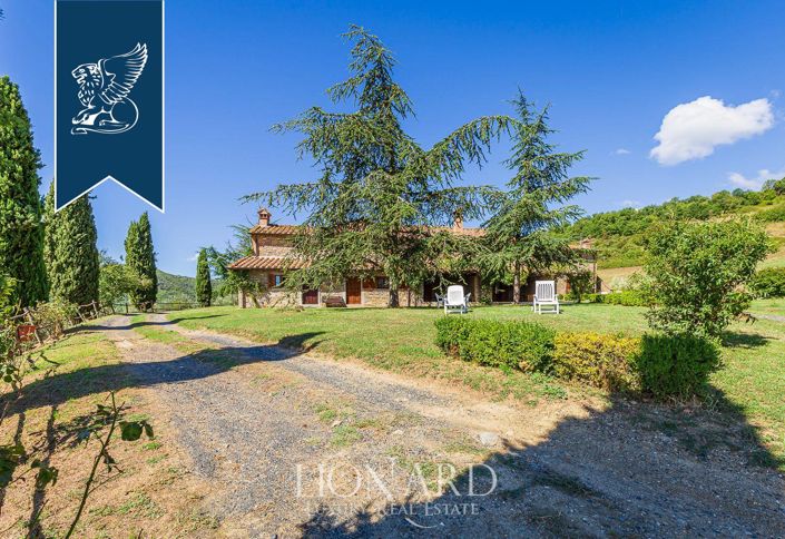 Image No.12-8 Bed Villa for sale